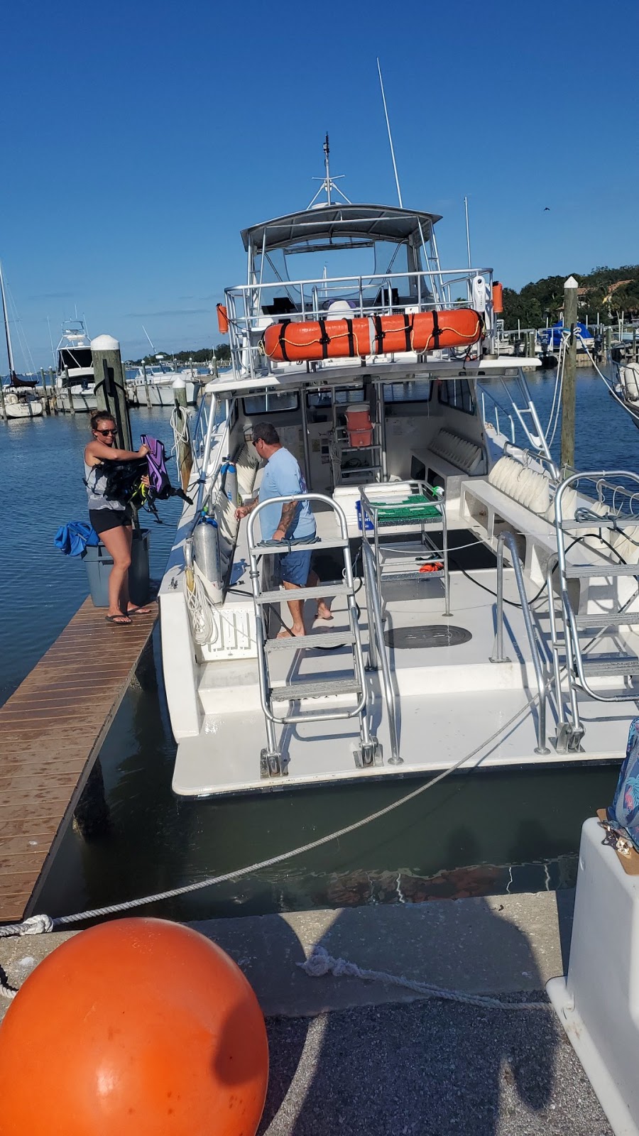 Tanks-A-Lot Dive Charters | 198 Seminole St, Clearwater, FL 33755, USA | Phone: (727) 798-1269