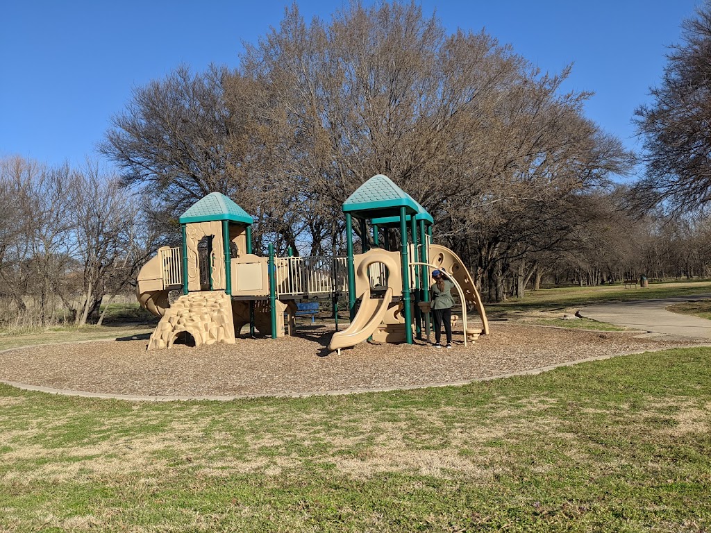 Bill Allen Memorial Park | 5900 Carroll Dr, The Colony, TX 75056, USA | Phone: (972) 625-1756