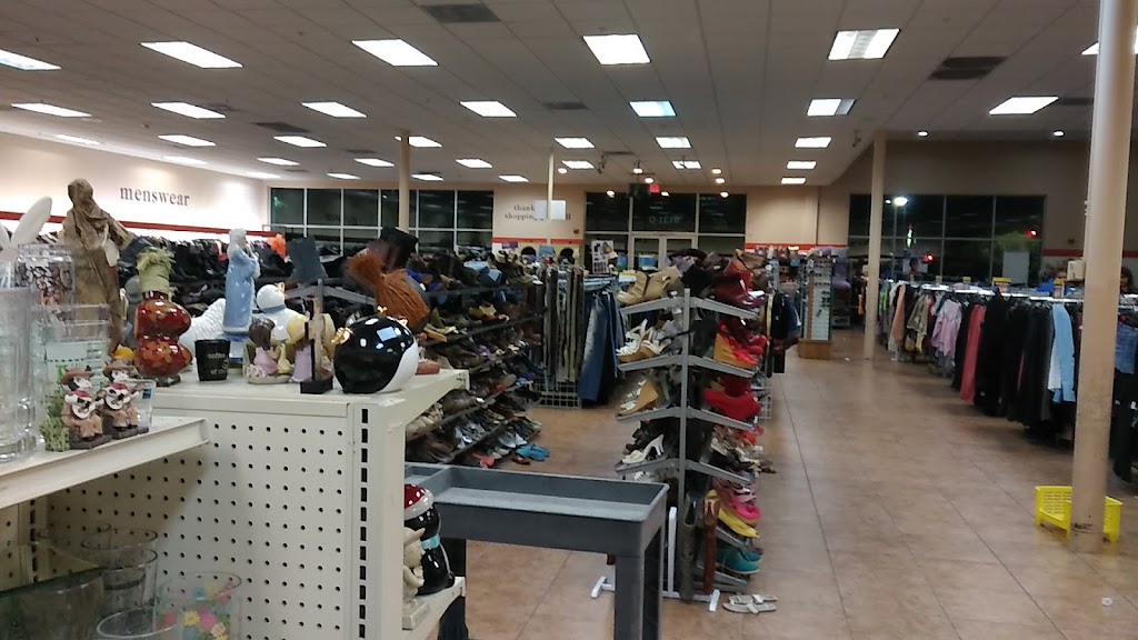 Goodwill Southern California Store & Donation Center | 9131-D, Imperial Hwy, Downey, CA 90242, USA | Phone: (562) 803-5392