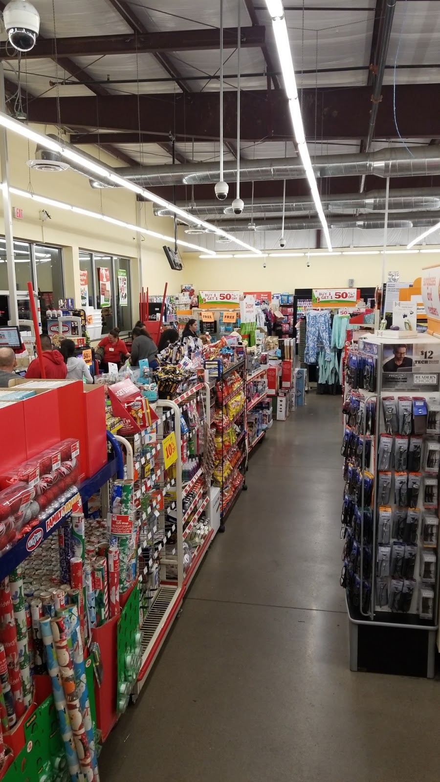 Family Dollar | 3250 W Indian School Rd, Phoenix, AZ 85017, USA | Phone: (480) 824-7173