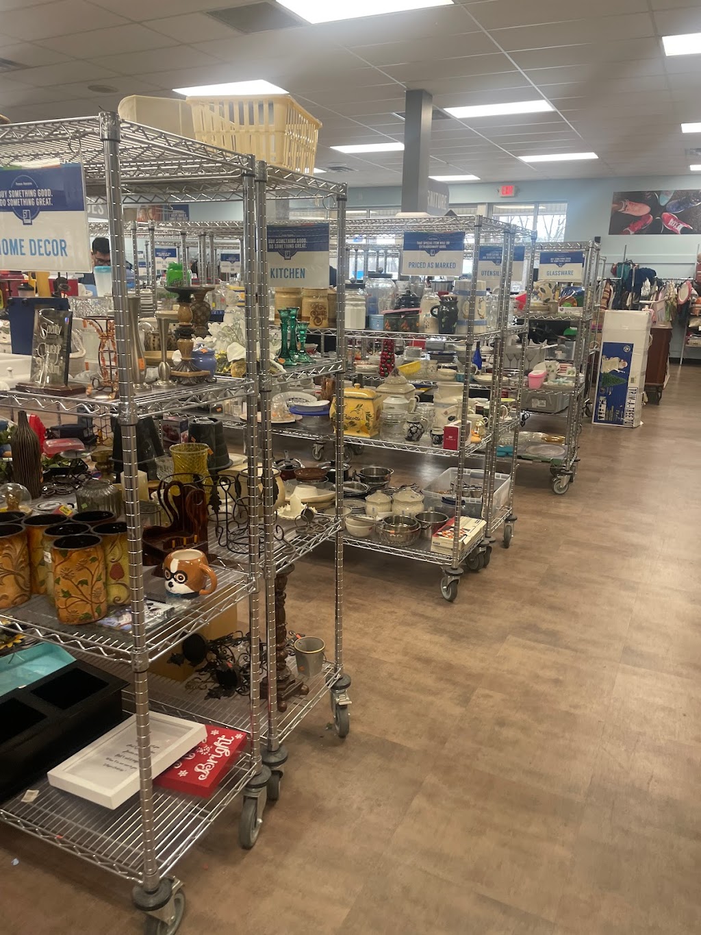 Goodwill | 5601 Outer Loop, Louisville, KY 40219, USA | Phone: (502) 964-4900