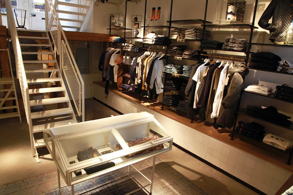 Scotch & Soda | Berenstraat 15, 1016 GG Amsterdam, Netherlands | Phone: 020 788 2635