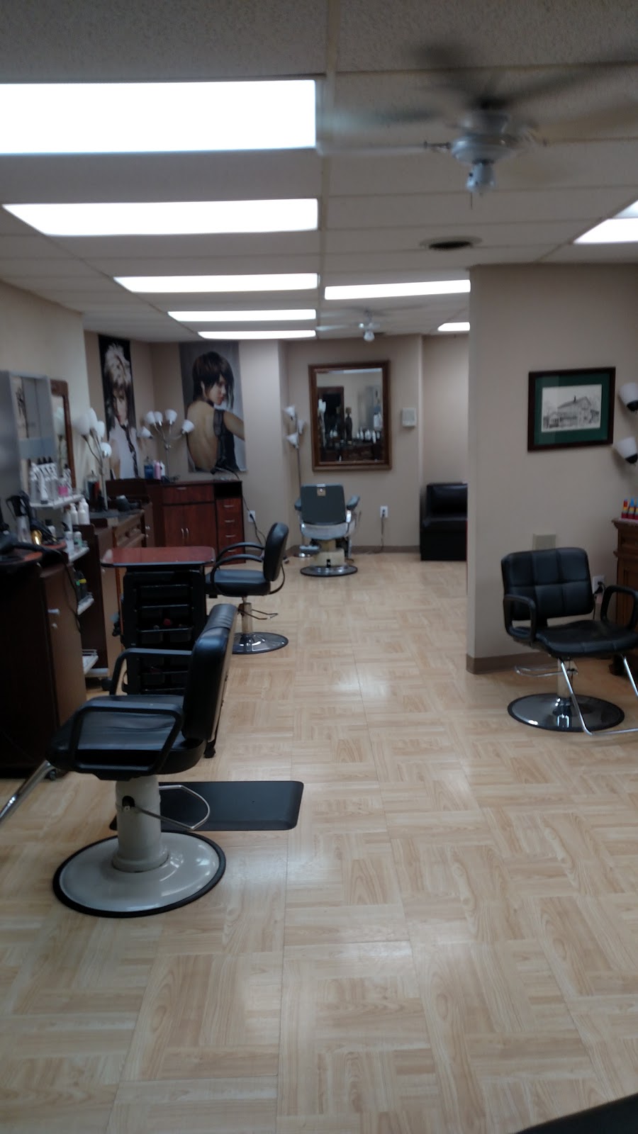 The Salon on Walnut Lake | 2150 Walnut Lake Rd, West Bloomfield Township, MI 48323, USA | Phone: (248) 851-7464