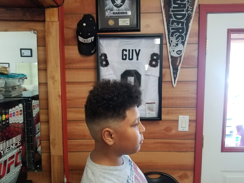 Big Boys Barbershop, LLC | 4515 W Valencia Rd, Tucson, AZ 85746, USA | Phone: (520) 268-8821