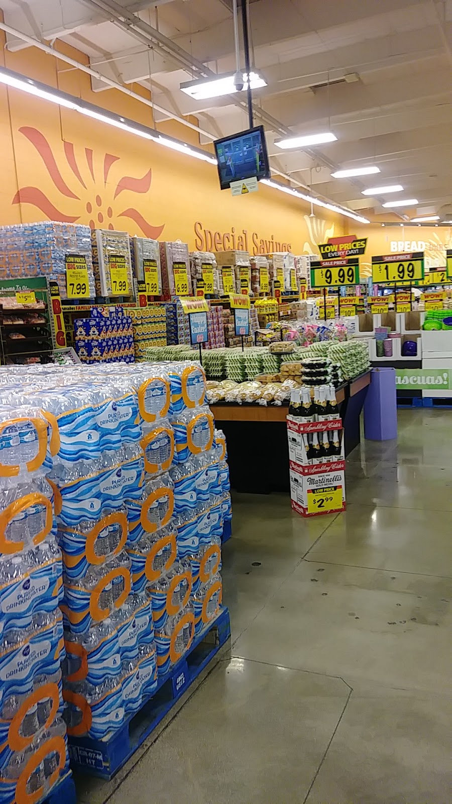 Food 4 Less | 2140 S Bristol St, Santa Ana, CA 92704, USA | Phone: (714) 545-6401