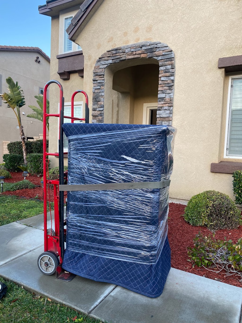 Als Professional Moving & Storage | 2438 Sweet Rain Way, Corona, CA 92881, USA | Phone: (951) 454-2903