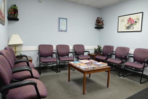 Lok Acupuncture Clinic | 1818 E Desert Inn Rd, Las Vegas, NV 89169, USA | Phone: (702) 732-0178