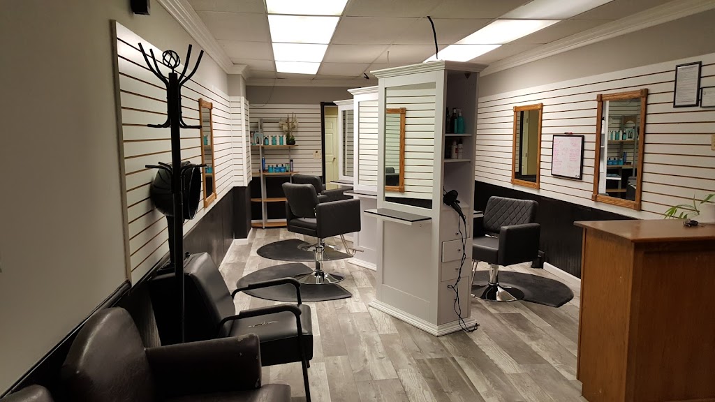 GLAM-UP Beauty Salon | 201 S Cavin St, Ligonier, IN 46767, USA | Phone: (260) 894-3101