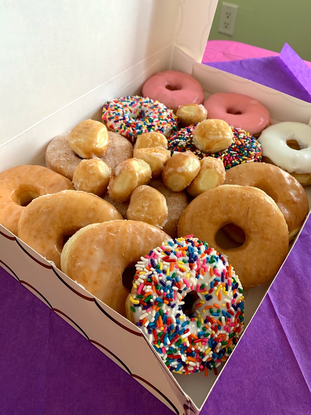 Sweet Spot Donuts | 3105 Ira E Wds Ave #130, Grapevine, TX 76051 | Phone: (682) 223-1008