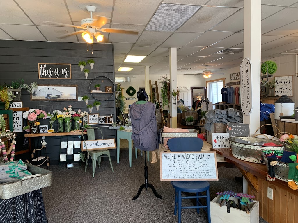 Paint & Rust Mercantile | 201 S Main St, Blanchardville, WI 53516, USA | Phone: (608) 523-4545