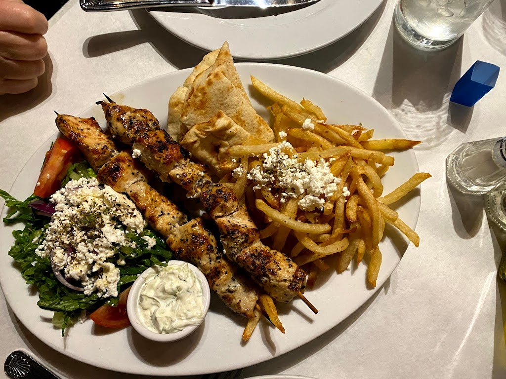 Meze | 6601 13th Ave, Brooklyn, NY 11219, USA | Phone: (718) 234-6393