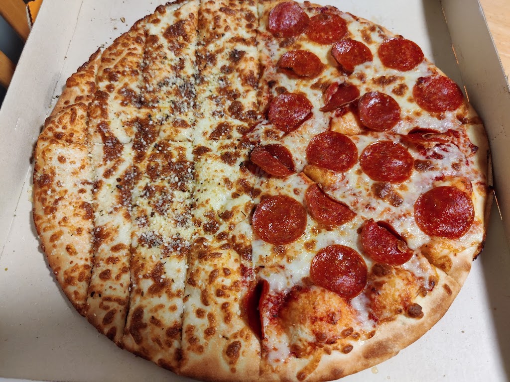 Little Caesars Pizza | 934 E Colorado St, Glendale, CA 91205, USA | Phone: (818) 551-0799