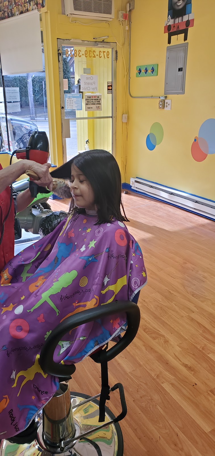 Kids Hair Salon | 292 Bloomfield Ave, Verona, NJ 07044, USA | Phone: (973) 239-3828