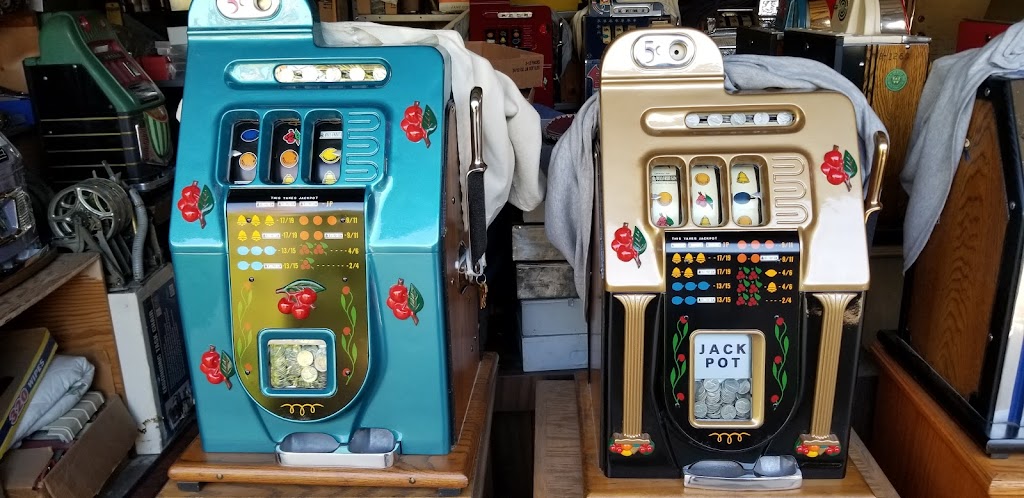 Las Vegas Antique Slot Machine | 4820 W Montara Cir, Las Vegas, NV 89121, USA | Phone: (702) 456-8801