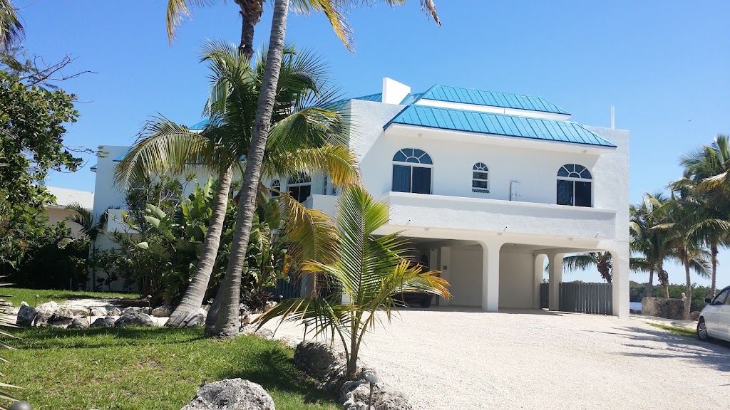 KeysLuxuryRentals.com | 334 Woods Ave, Tavernier, FL 33070, USA | Phone: (305) 218-6203