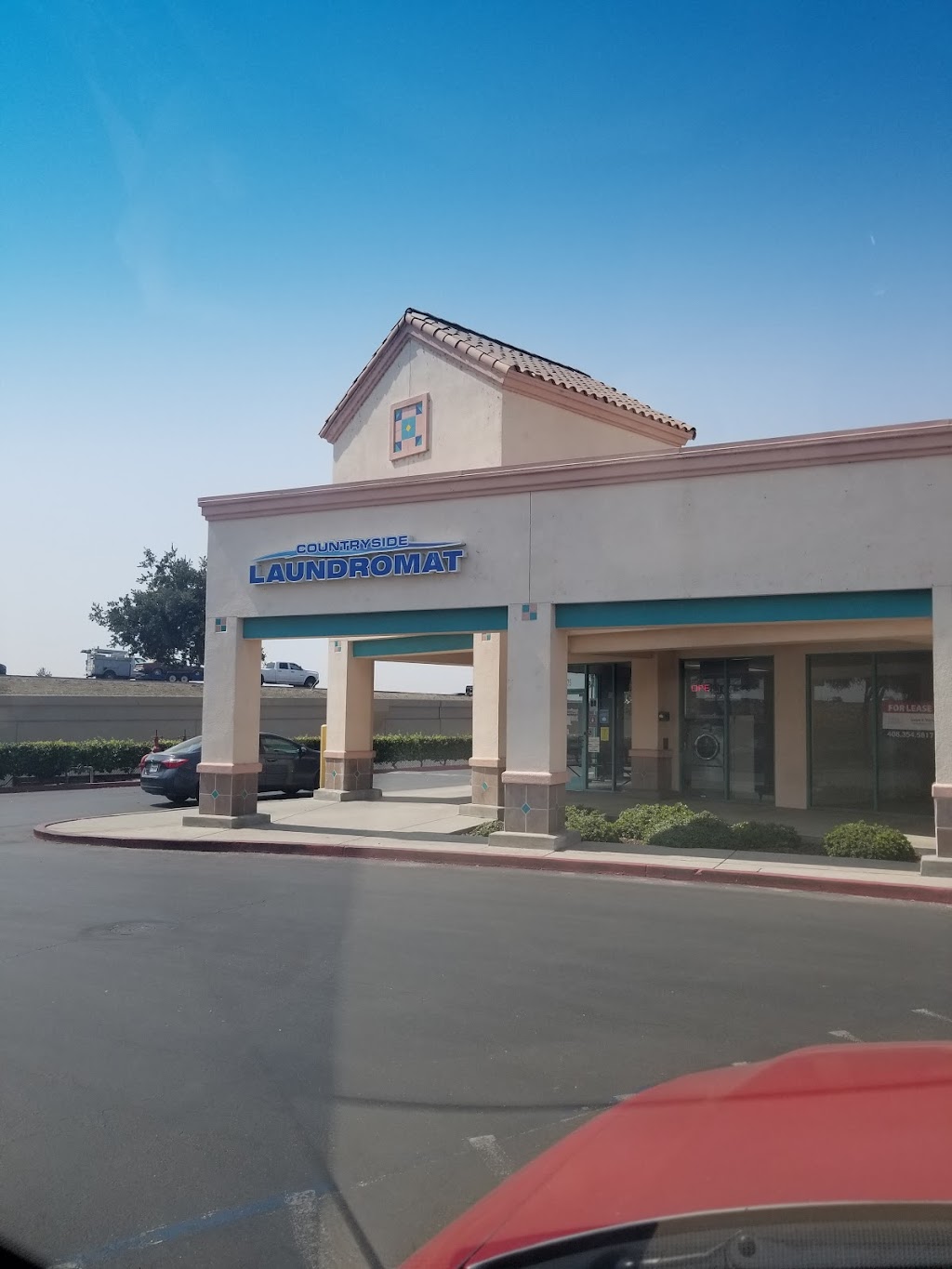 Countryside Laundromat | 1875 Countryside Dr, Turlock, CA 95380, USA | Phone: (209) 850-9235