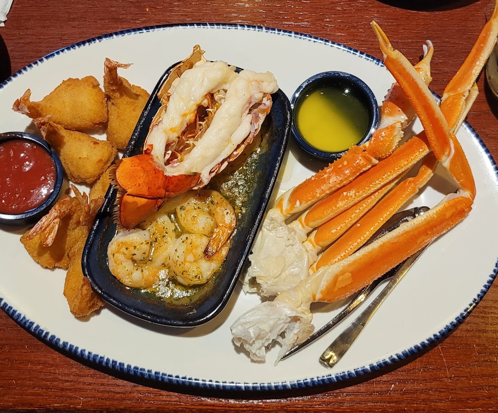 Red Lobster | NEAR PARKS MALL ARLINGTON, 4233 S Cooper St, Arlington, TX 76015, USA | Phone: (817) 472-5097