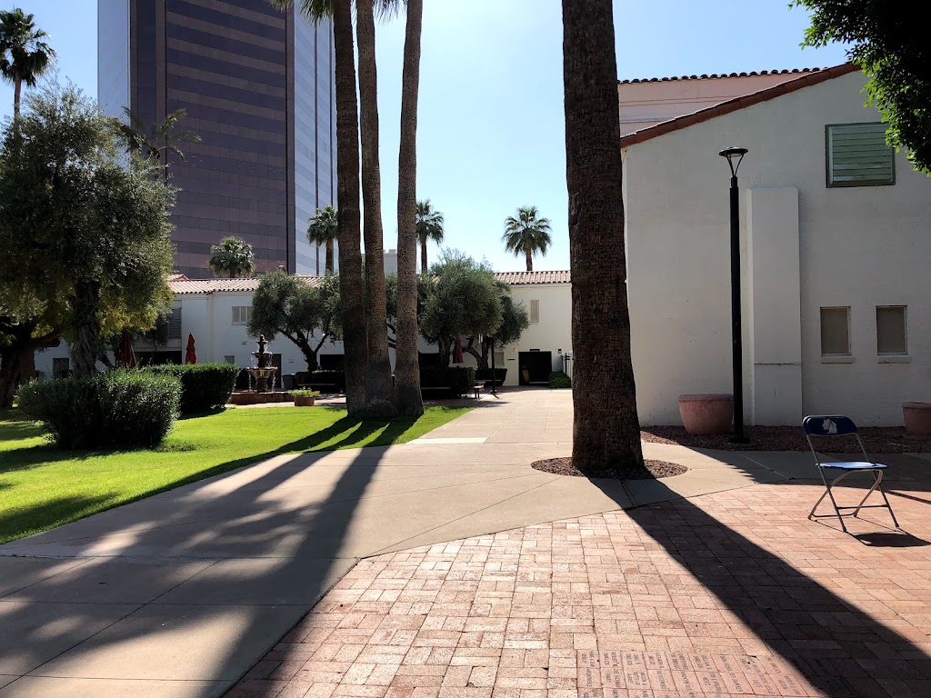 Rosies House A Music Academy | 919 E Jefferson St, Phoenix, AZ 85034, USA | Phone: (602) 252-8475