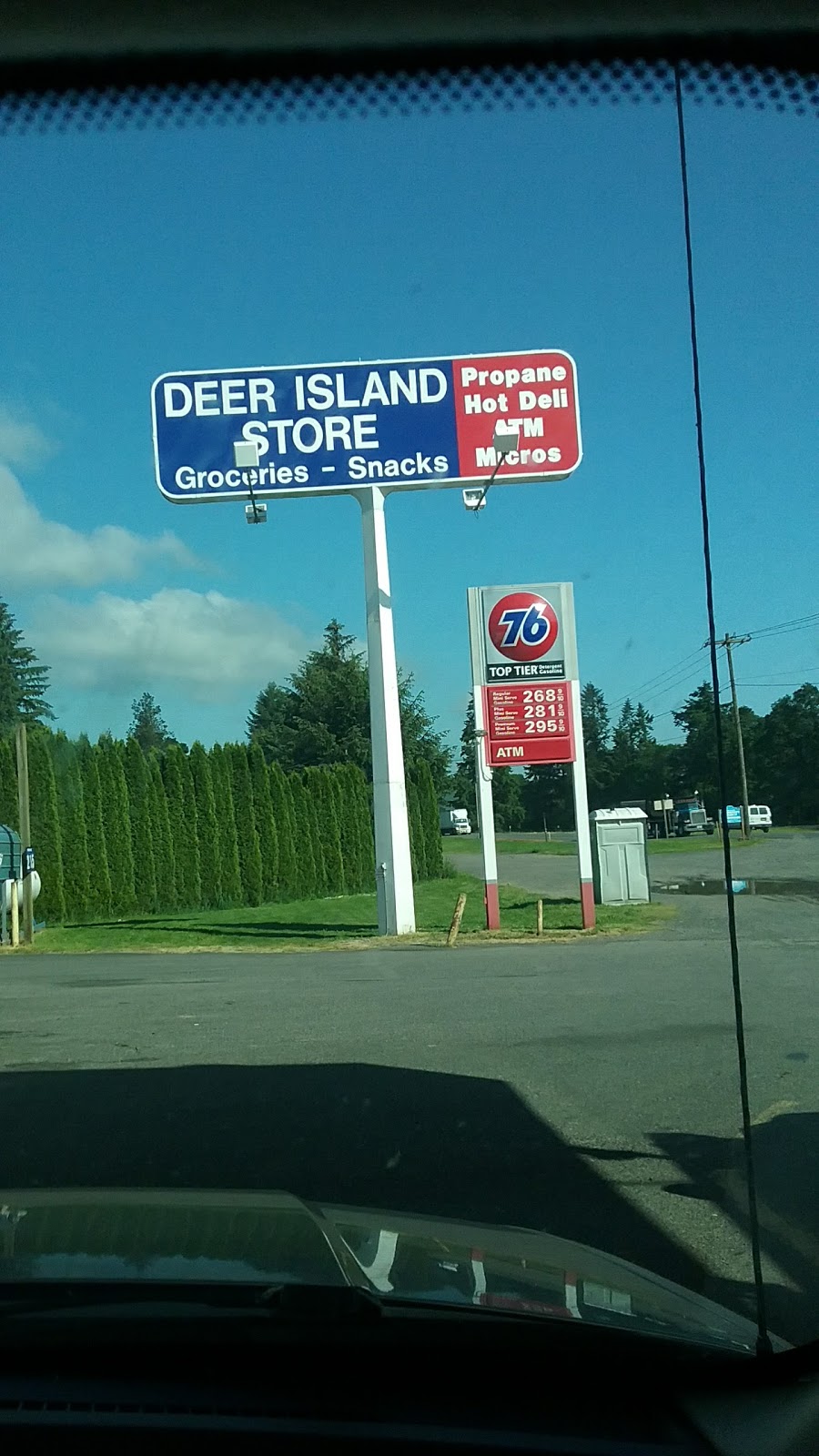 Deer Island Store | 64561 Columbia River Hwy, Deer Island, OR 97054, USA | Phone: (503) 397-6862