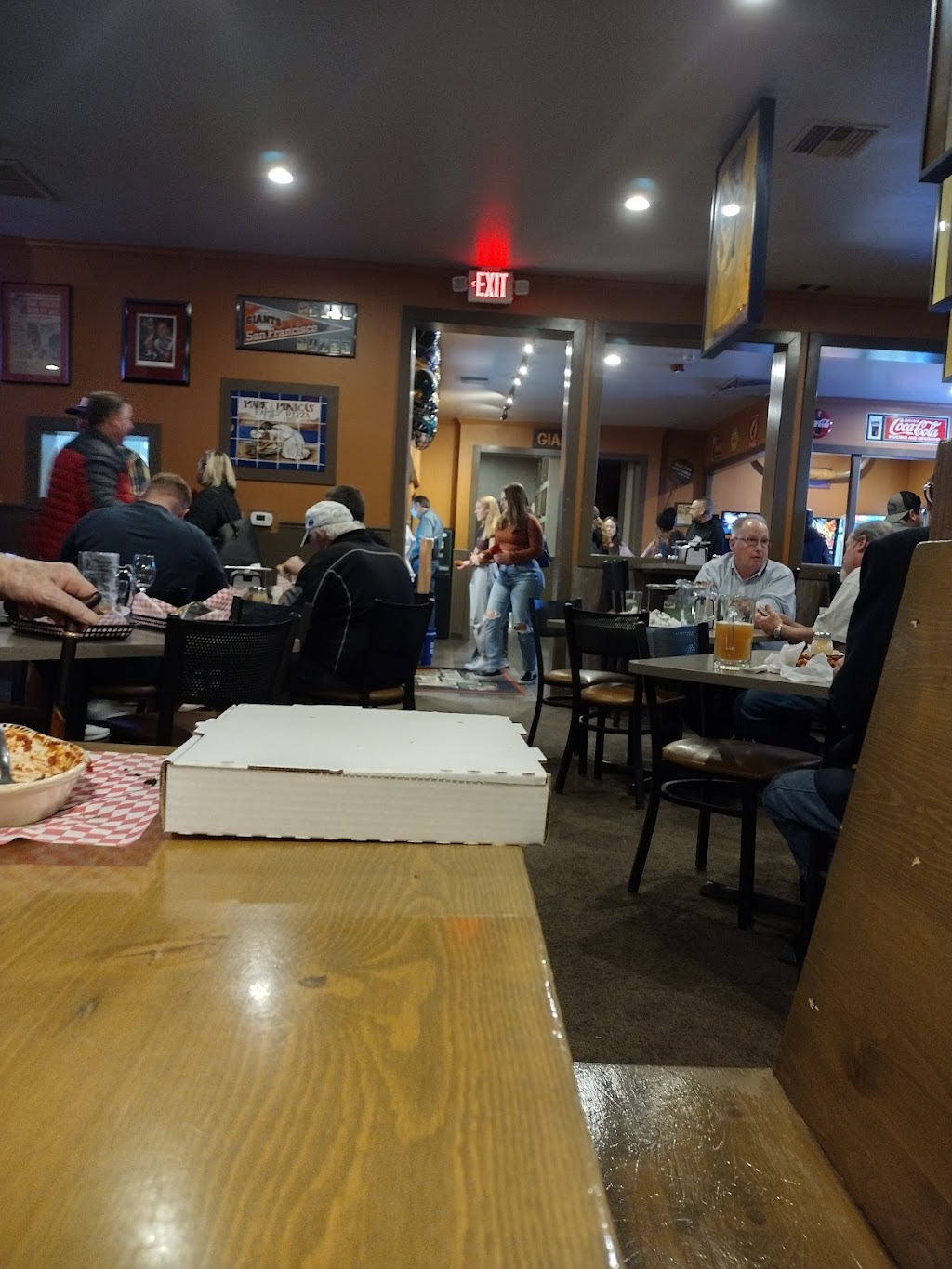 Mark & Monicas Family Pizza | 4751 Manzanita Ave, Carmichael, CA 95608, USA | Phone: (916) 487-1010