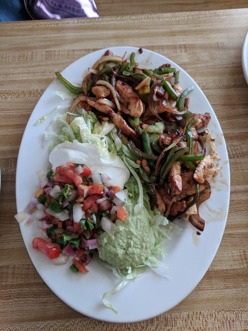 El Torero Mexican Restaurant - restaurant  | Photo 6 of 10 | Address: 625 W Crossville Rd #114, Roswell, GA 30075, USA | Phone: (770) 640-1603