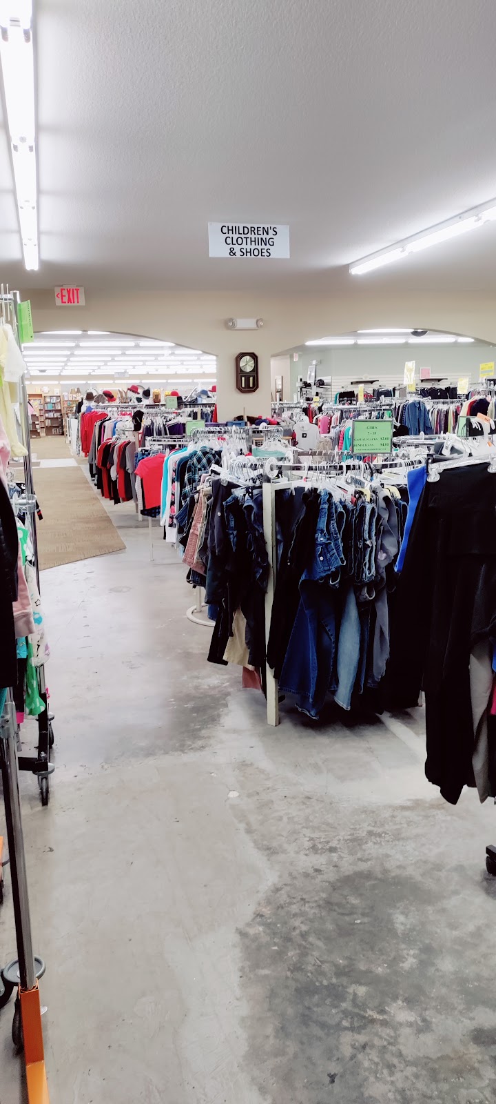 Meet the Need Thrift Store | 1302 N Jesse James Rd, Excelsior Springs, MO 64024, USA | Phone: (816) 630-9006