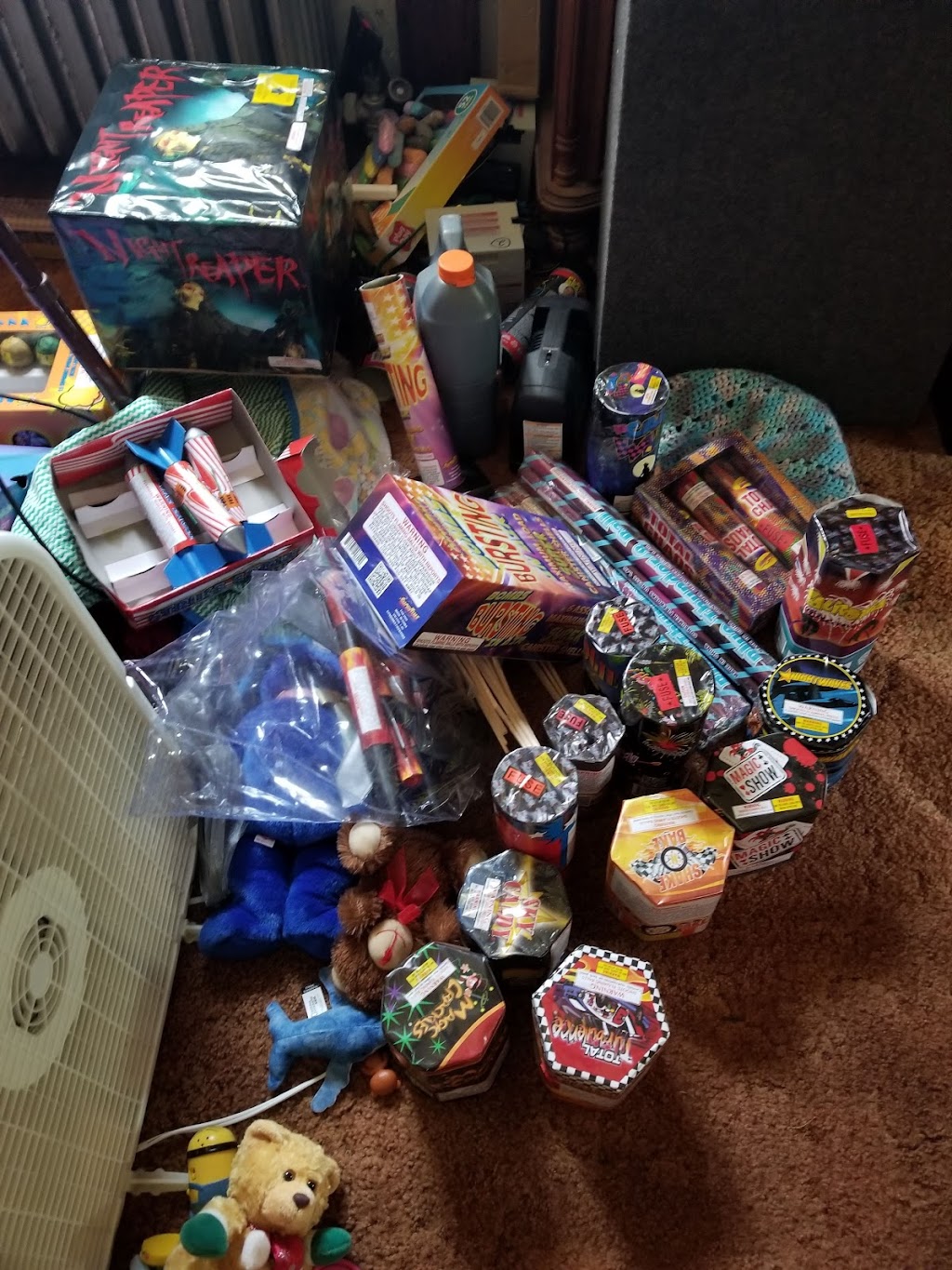 Fireworks Supermarket Triadelphia, WV | 619 Fort Henry Rd, Triadelphia, WV 26059, USA | Phone: (304) 547-0163