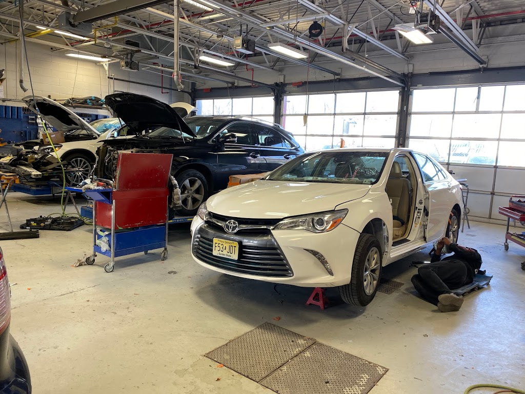 Englewood Best Auto Body | 328 S Van Brunt St, Englewood, NJ 07631, USA | Phone: (201) 627-1500