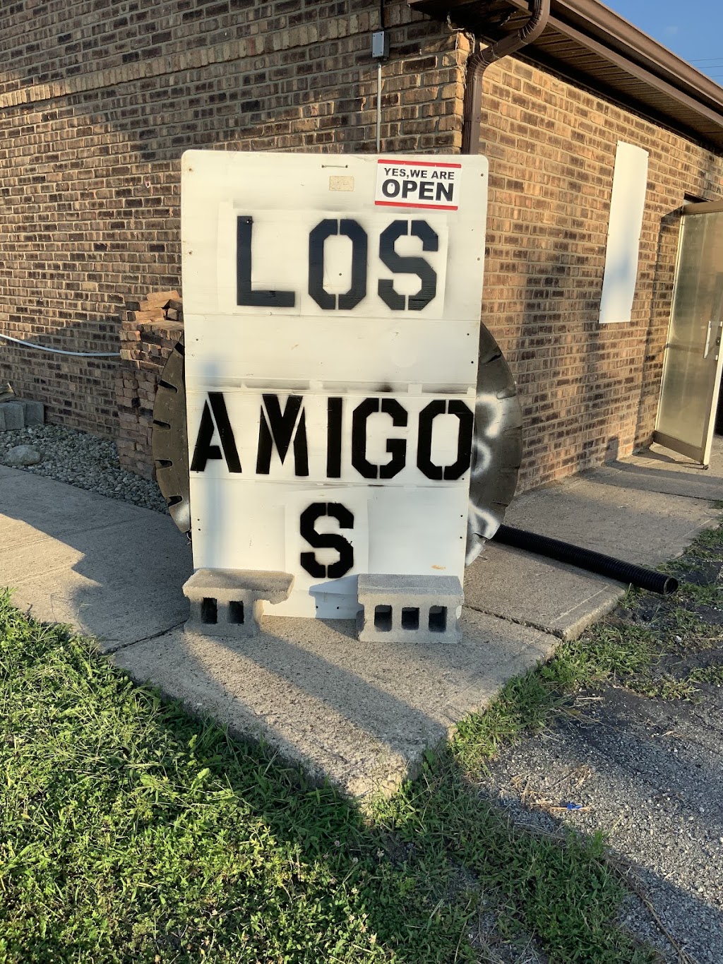 Los Amigos Tire Shop | 2042 E State Rd 38, Markleville, IN 46056, USA | Phone: (317) 349-9882