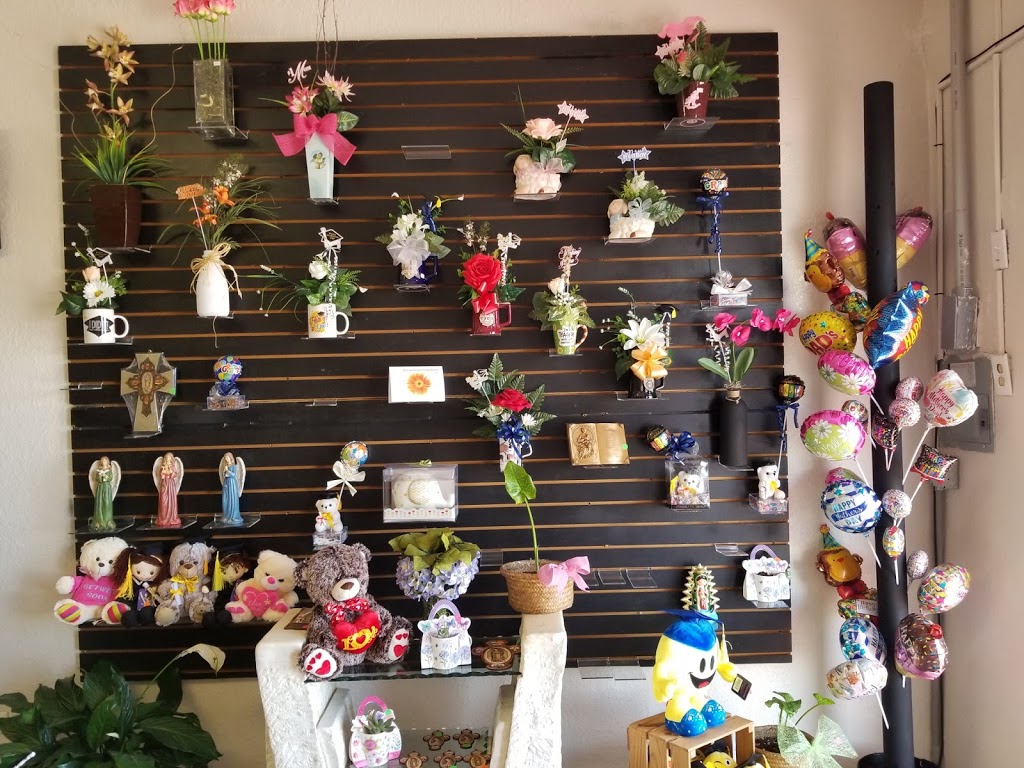 Dianas Flower Shop | 14260 Montana Ave ste g, El Paso, TX 79938, USA | Phone: (915) 248-9382