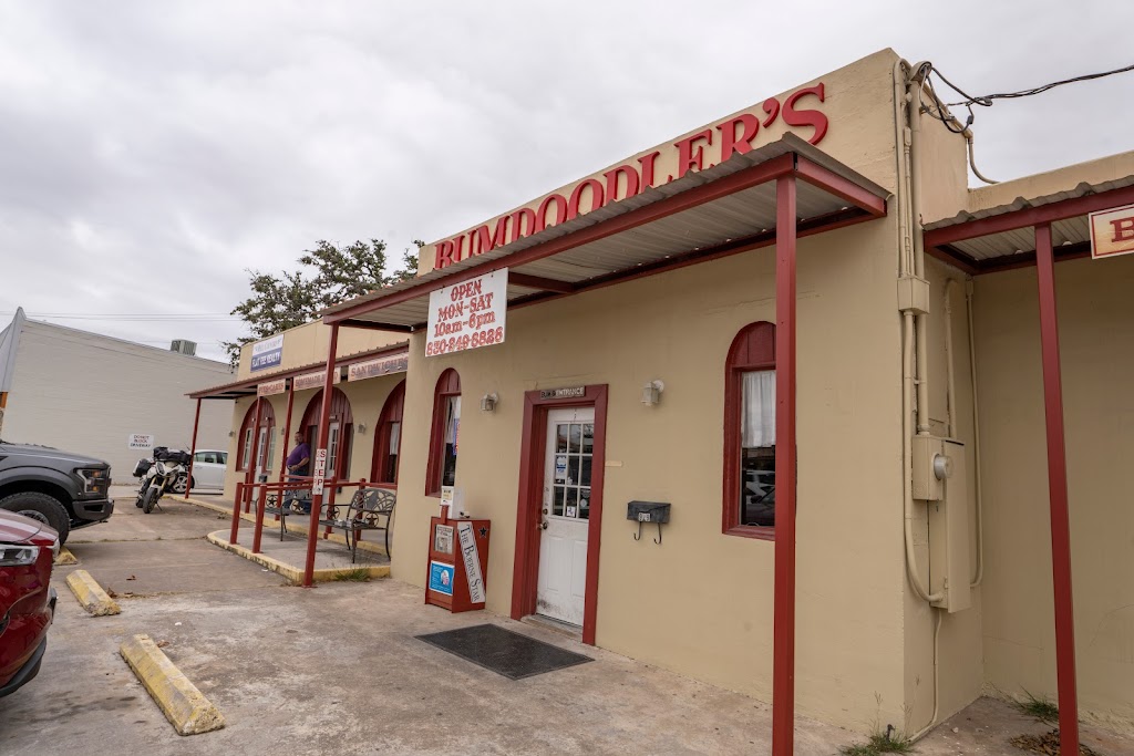 Bumdoodlers Lunch Co | 929 N Main St, Boerne, TX 78006, USA | Phone: (830) 249-8826
