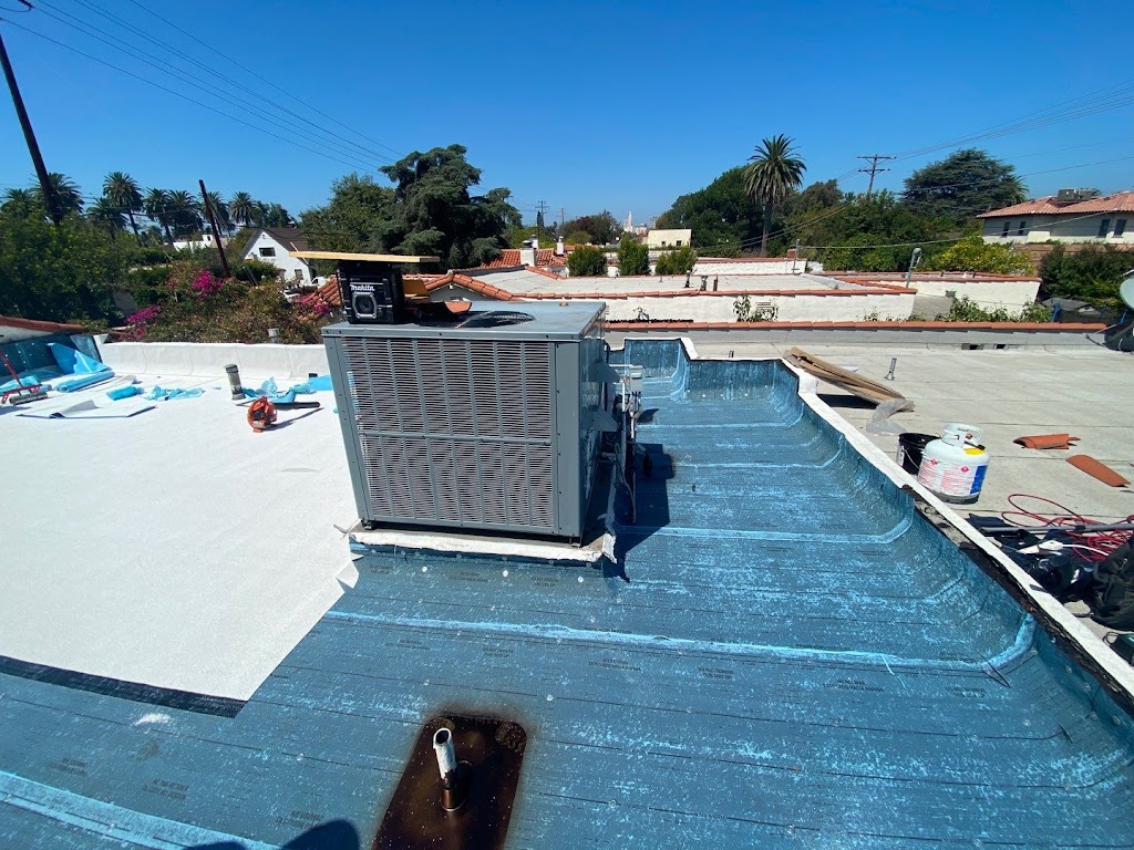 Roof Repair Specialist | 1061 N Victory Pl, Burbank, CA 91502, USA | Phone: (626) 624-4897