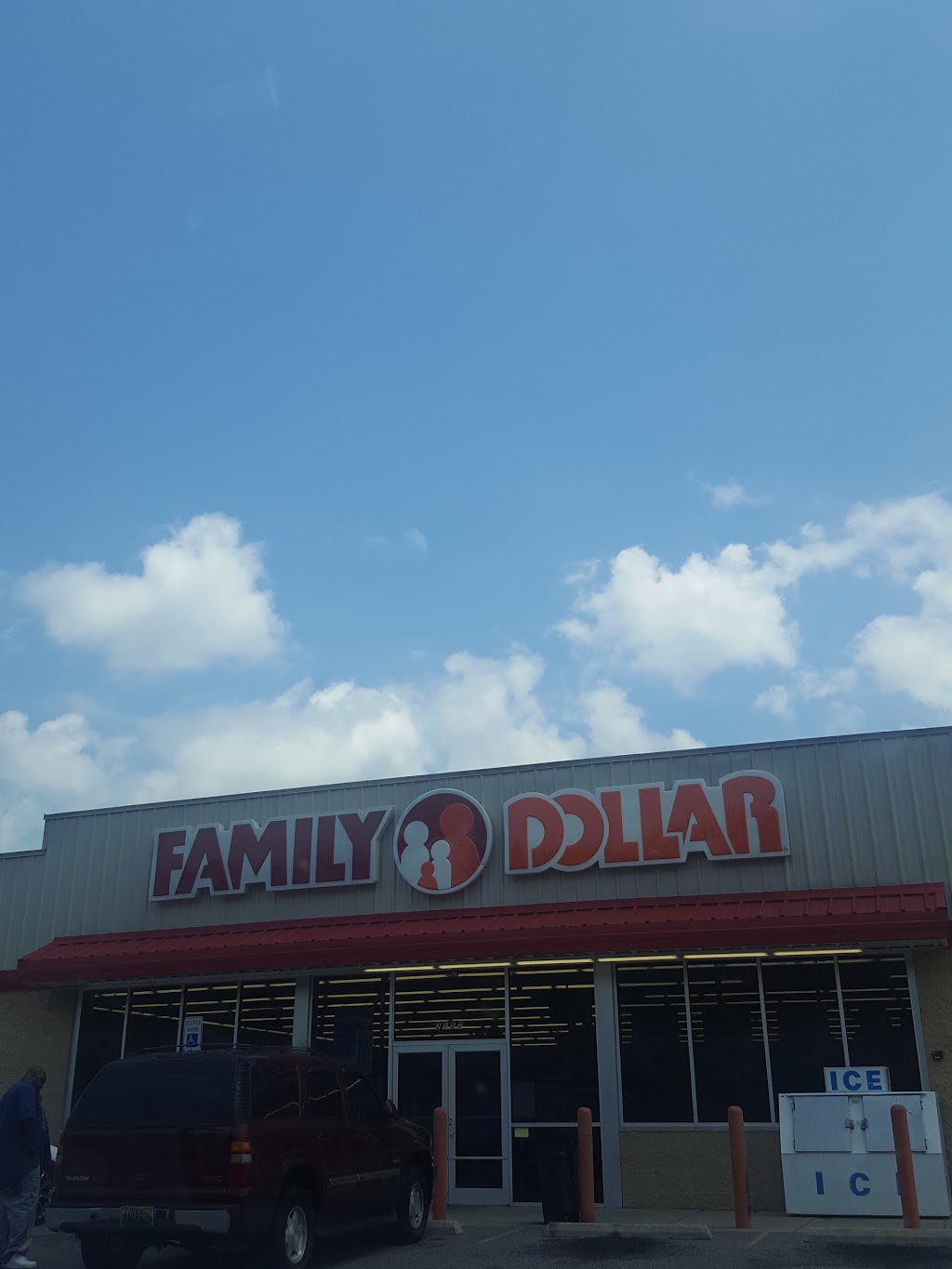 Family Dollar | 2157 Carson Rd, Birmingham, AL 35215, USA | Phone: (205) 725-2051