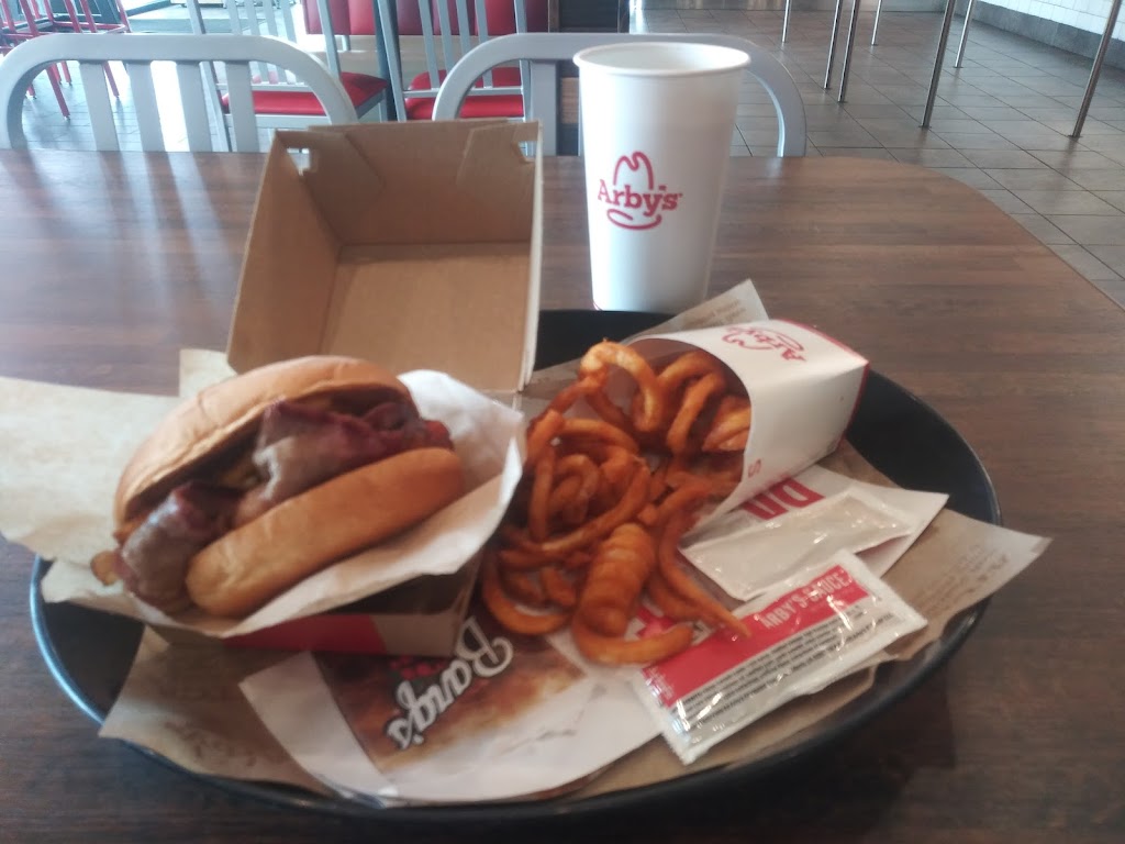 Arbys | 5640 W Cortaro Farms Rd, Marana, AZ 85742, USA | Phone: (520) 572-2102