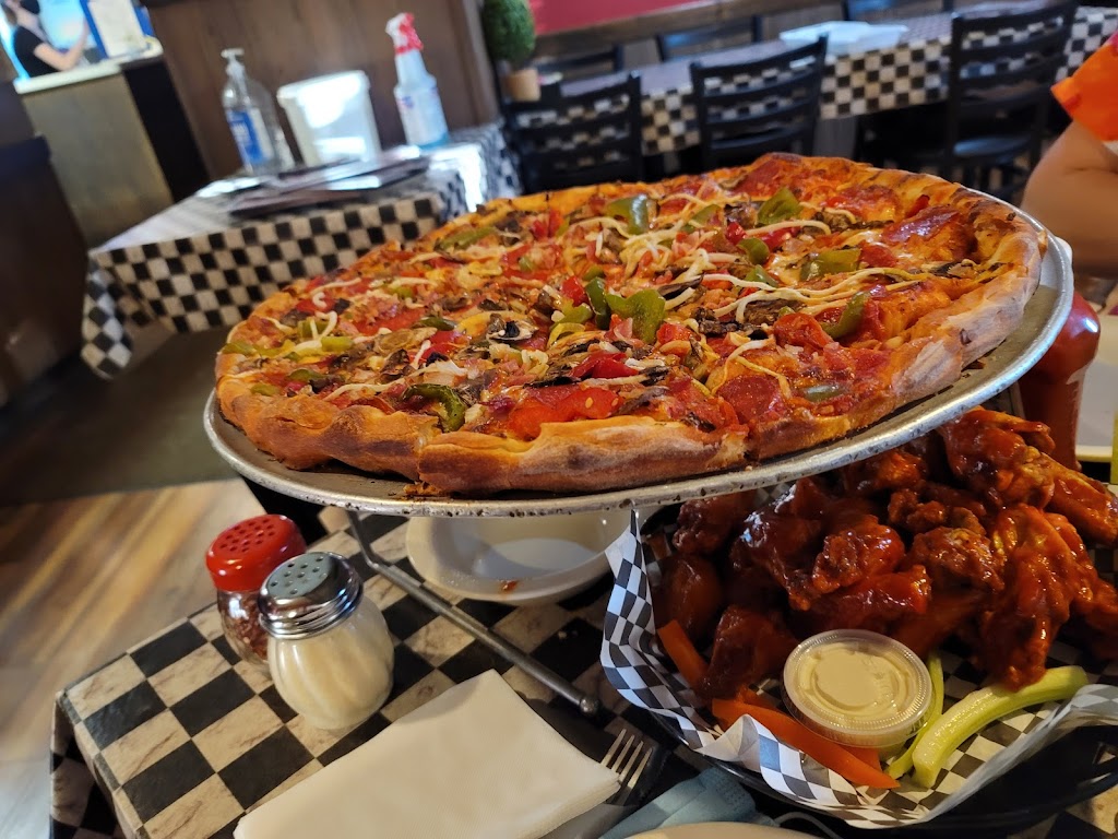 Caforas Pizza Italian Restaurant | 2885 Main St, Newfane, NY 14108, USA | Phone: (716) 778-9069