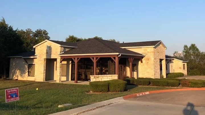 Tiger Roofing Waxahachie | 225 Highland Ave, Waxahachie, TX 75165, USA | Phone: (214) 886-9971