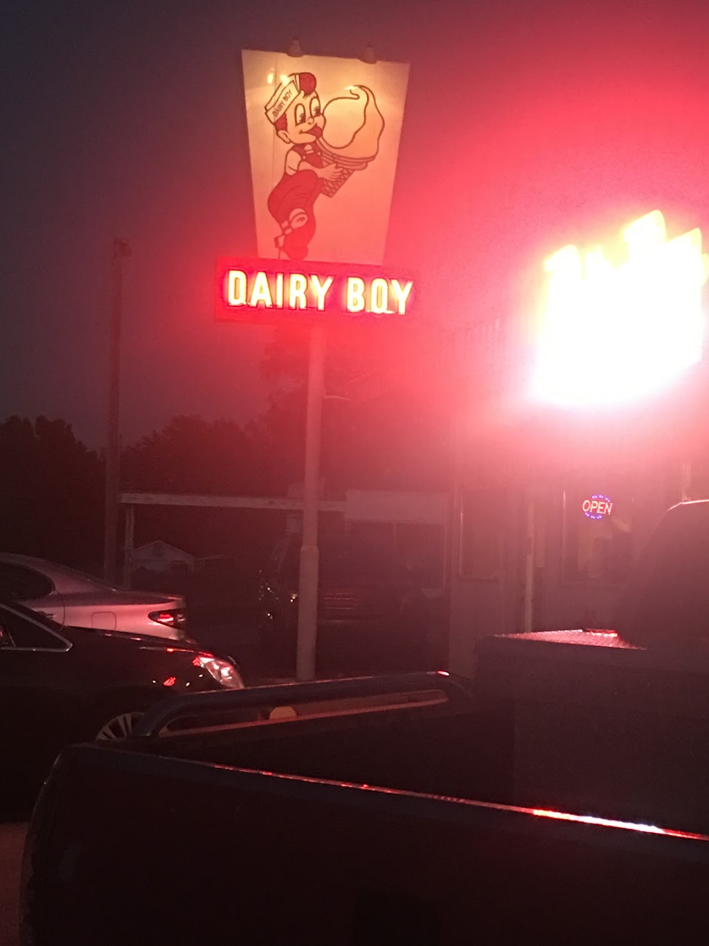 Dairy boy | 1003 W Columbia St, Okemah, OK 74859, USA | Phone: (918) 623-9936