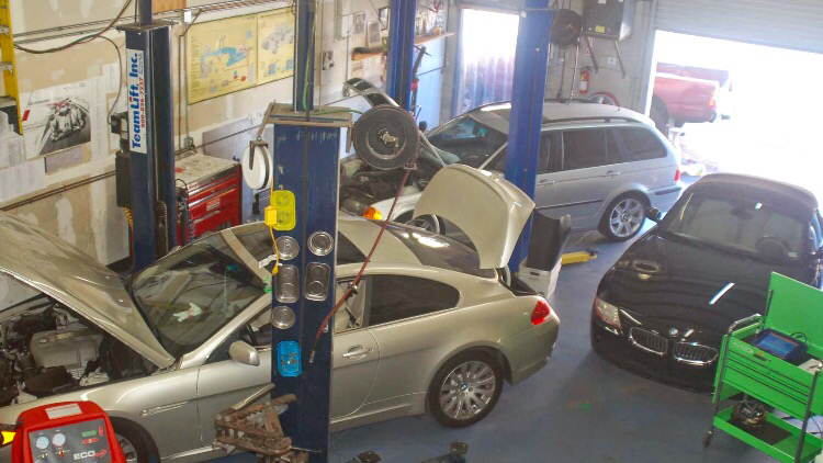 Stuart Automotive Repairs | 1911 Oakmont Ave #11, Tarpon Springs, FL 34689 | Phone: (727) 234-7700