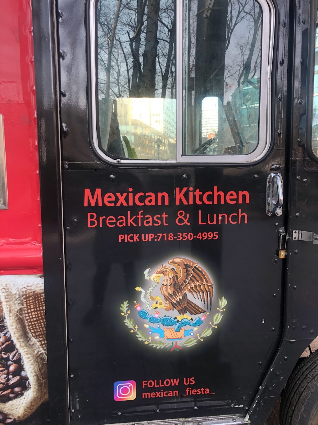 Fiesta Mexican Kitchen | 2 Ct Square W, Queens, NY 11101, USA | Phone: (718) 350-4995