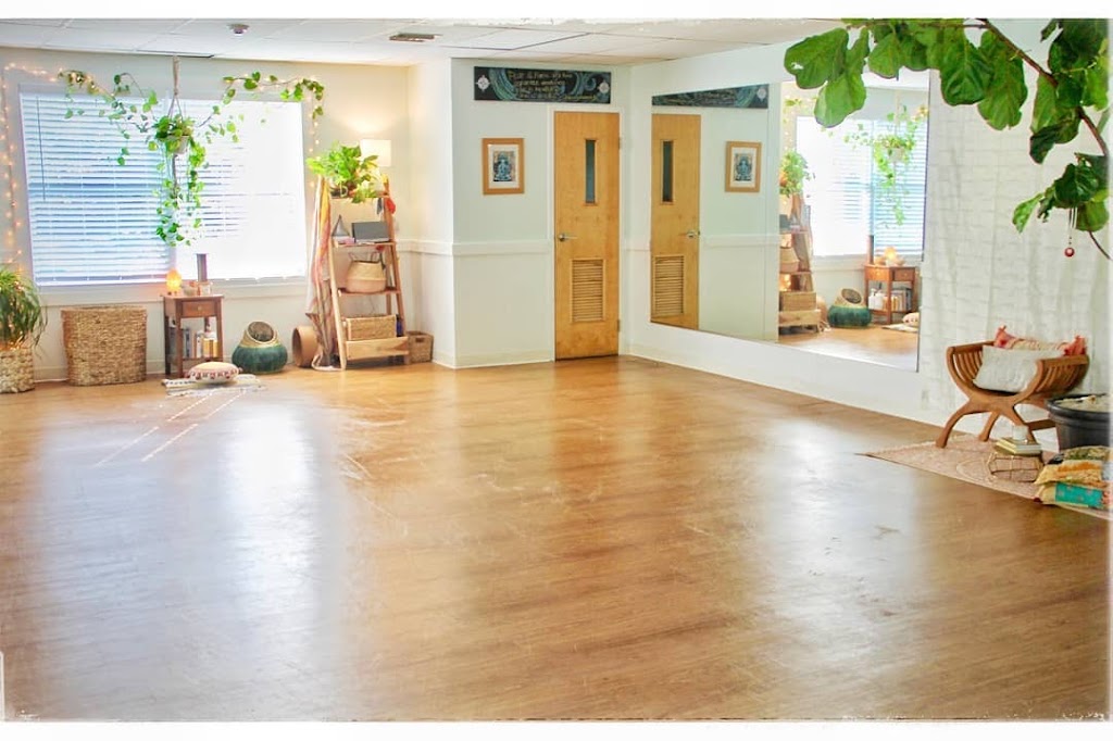 Sandbridge Yoga | 2528 Las Brisas Dr, Virginia Beach, VA 23456, USA | Phone: (804) 362-7790