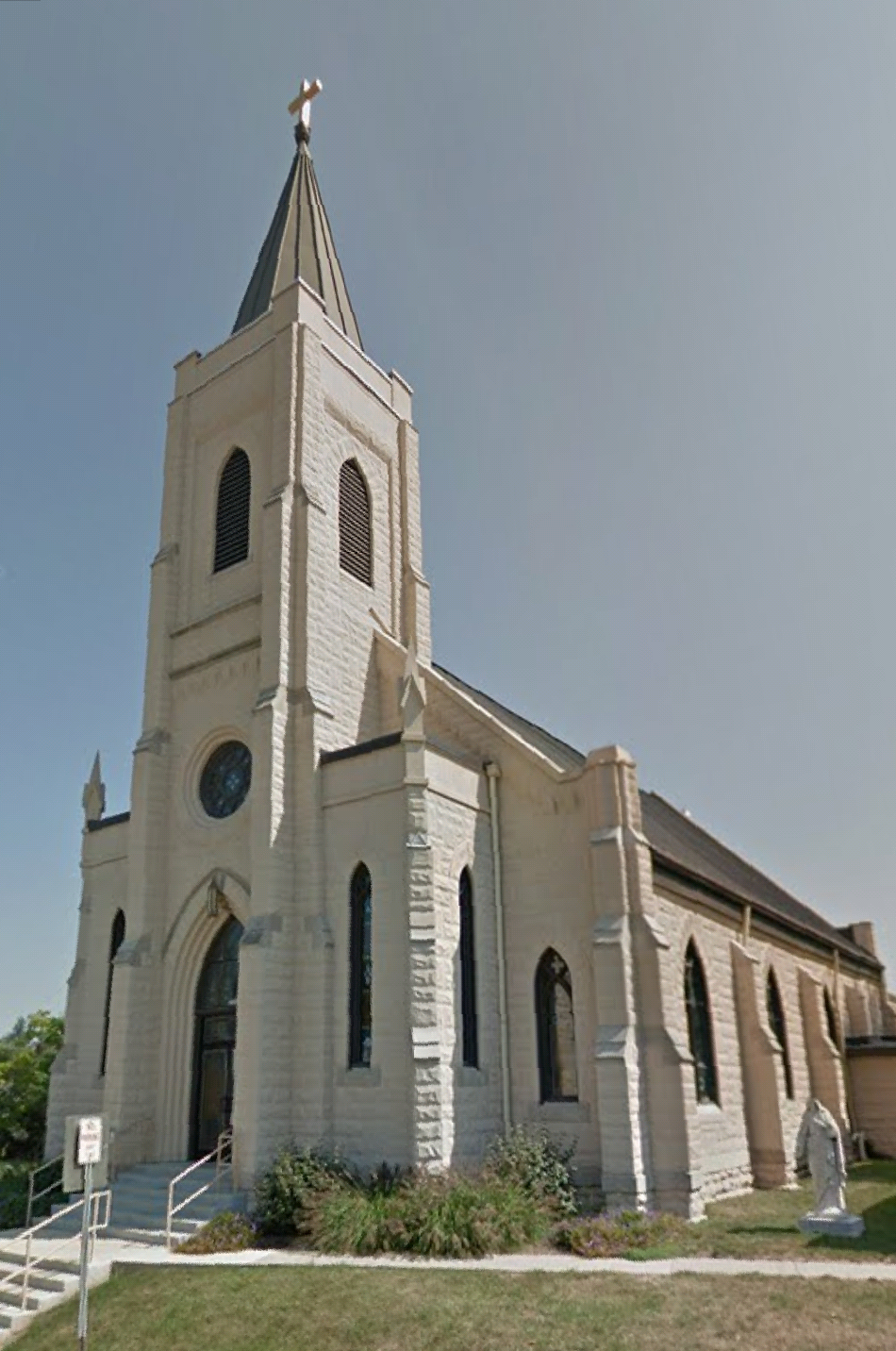 St John the Evangelist Catholic Church | 209 S Spring St, Hartford City, IN 47348, USA | Phone: (765) 348-3889
