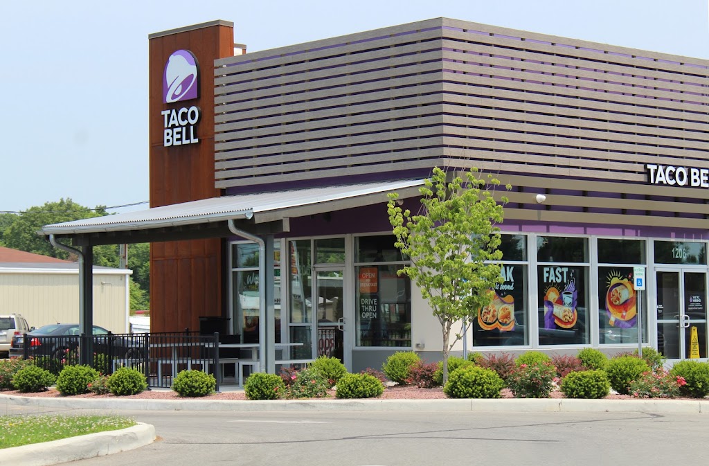 Taco Bell | 400 S Huntington St, Syracuse, IN 46567, USA | Phone: (574) 457-5199