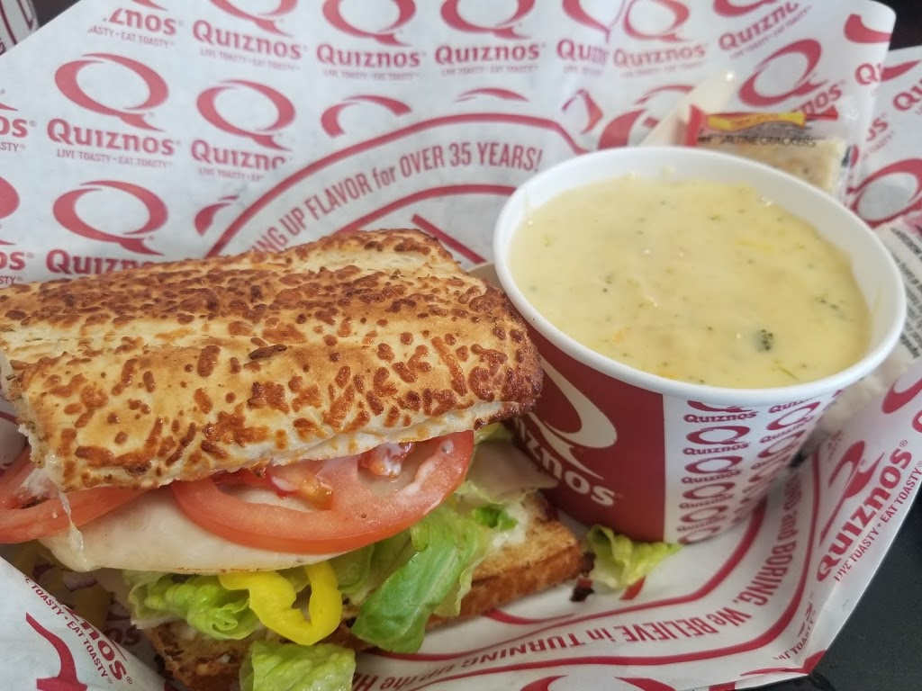 Quiznos | 18440 Kenrick Ave, Lakeville, MN 55044, USA | Phone: (952) 435-5900