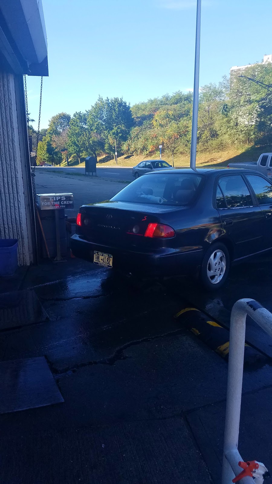 D Block Car Wash & Gas | 364 Nepperhan Ave, Yonkers, NY 10701, USA | Phone: (914) 375-2640