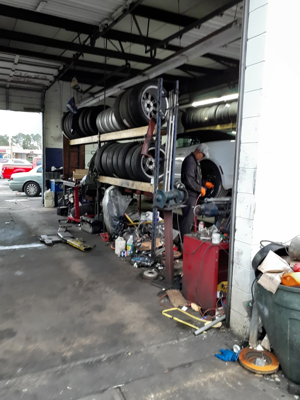 Blanding Wholesale Tire | 314 Blanding Blvd, Orange Park, FL 32073, USA | Phone: (904) 541-4445