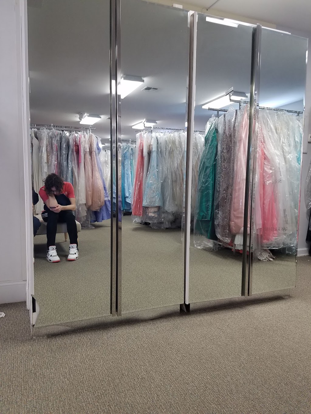 Cocos Chateau | 247 US-46, Mine Hill Township, NJ 07803, USA | Phone: (973) 812-8800