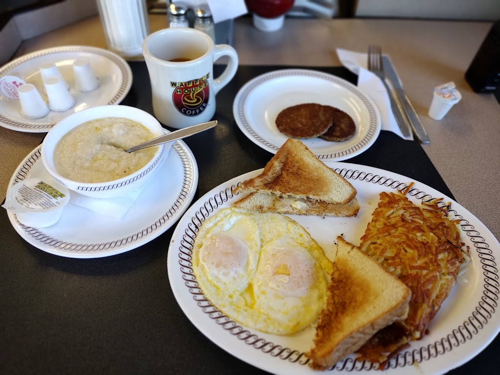 Waffle House | 3113 Bandera St, Denton, TX 76207, USA | Phone: (940) 243-5257