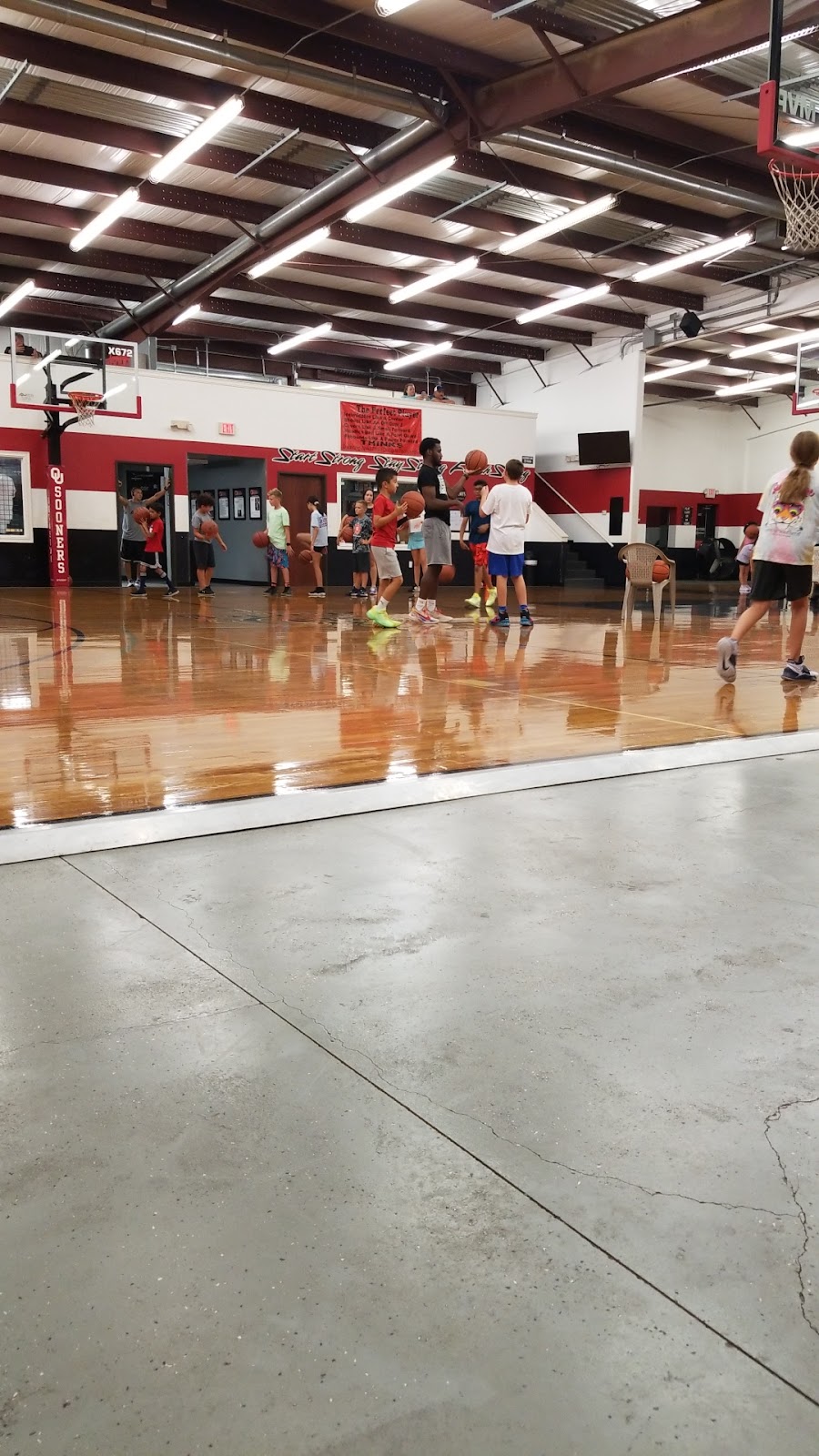 Score Tulsa Basketball Camps & Lessons | 12814 S Memorial Dr, Bixby, OK 74008, USA | Phone: (918) 955-7160