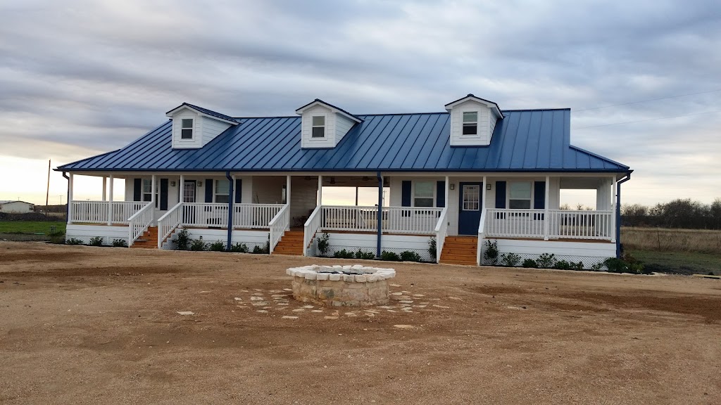 Twin Cabins | 200 Gardner Rd, Mustang Ridge, TX 78610, USA | Phone: (512) 294-0058