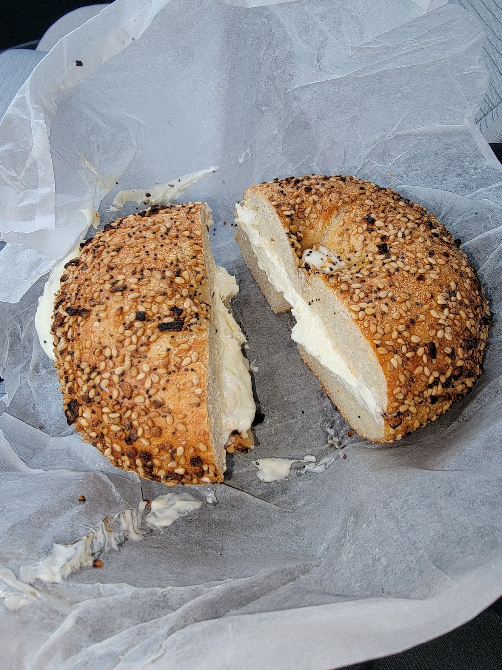 Brook Street Hot Bagels & Deli | 102 Brook St, Scarsdale, NY 10583, USA | Phone: (914) 725-7431